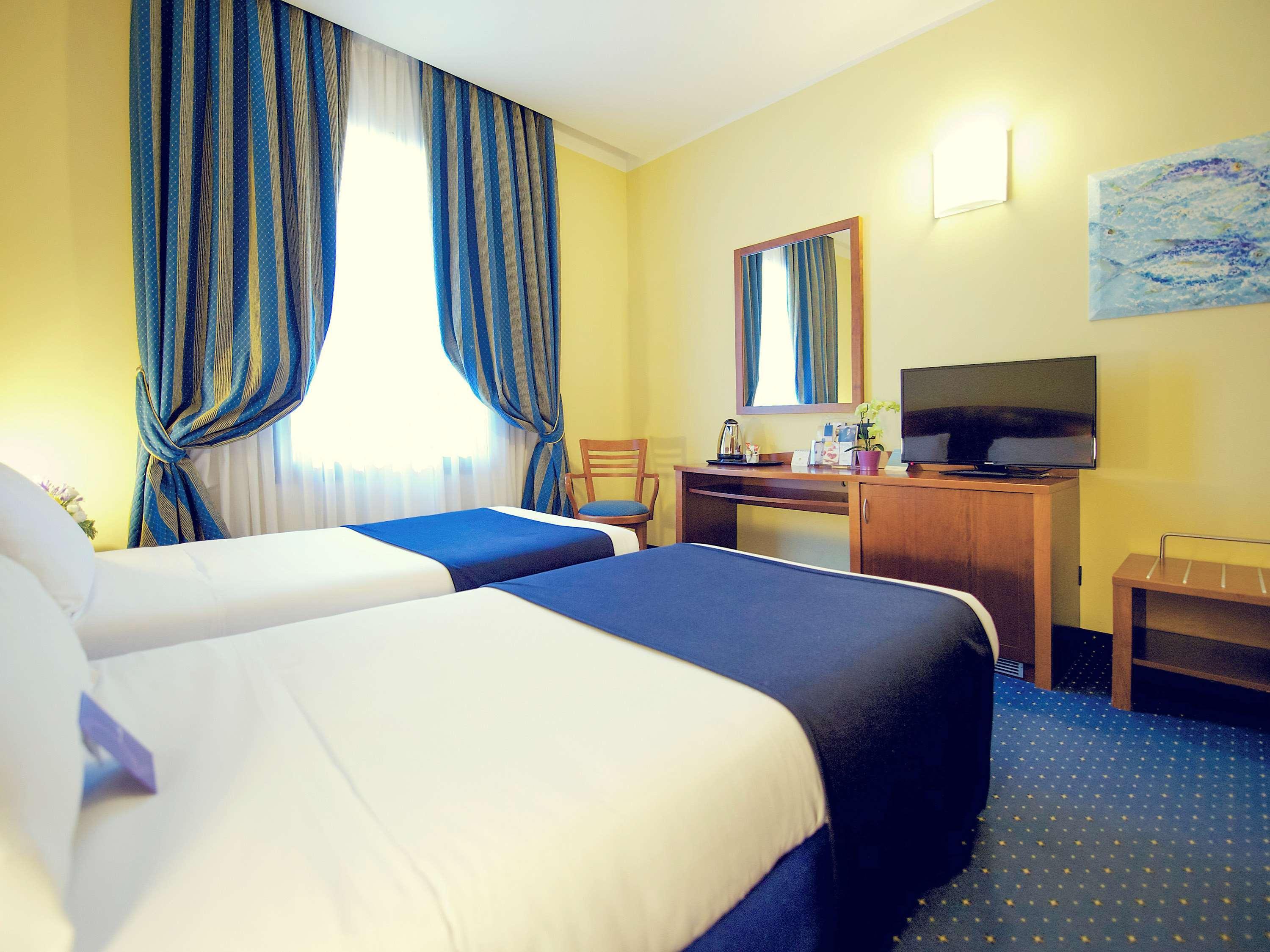 Mercure Genova San Biagio Ngoại thất bức ảnh