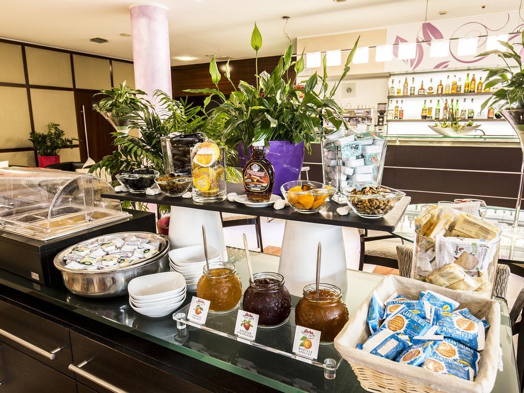 Mercure Genova San Biagio Ngoại thất bức ảnh